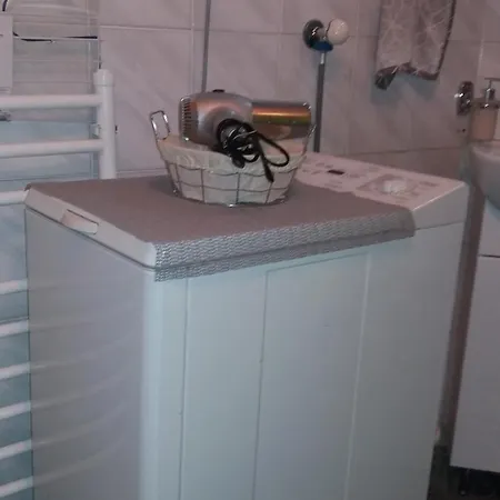 Apartment Sweet Center