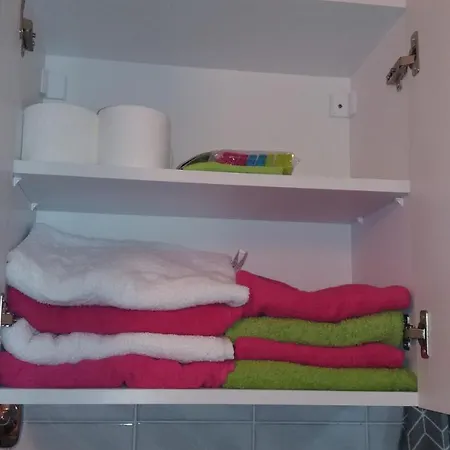 Sweet Center Apartment