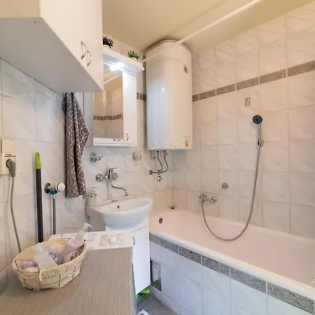 Sweet Center Apartment *