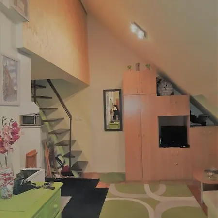 Apartment Sweet Center